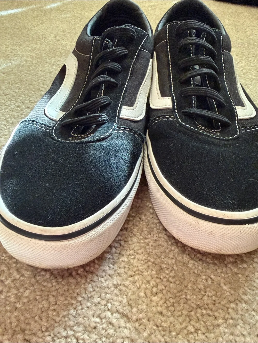 ✨Super Clean✨Vans Old Skool Black with White Side Stripe Sneakers - Picture 12 of 12
